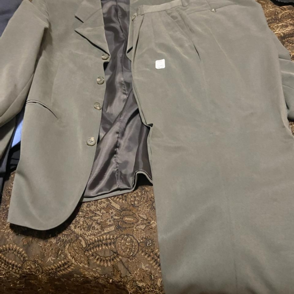 Today's Man Suit 38/32